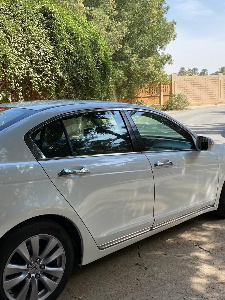 هوندا اكورد موديل 2012