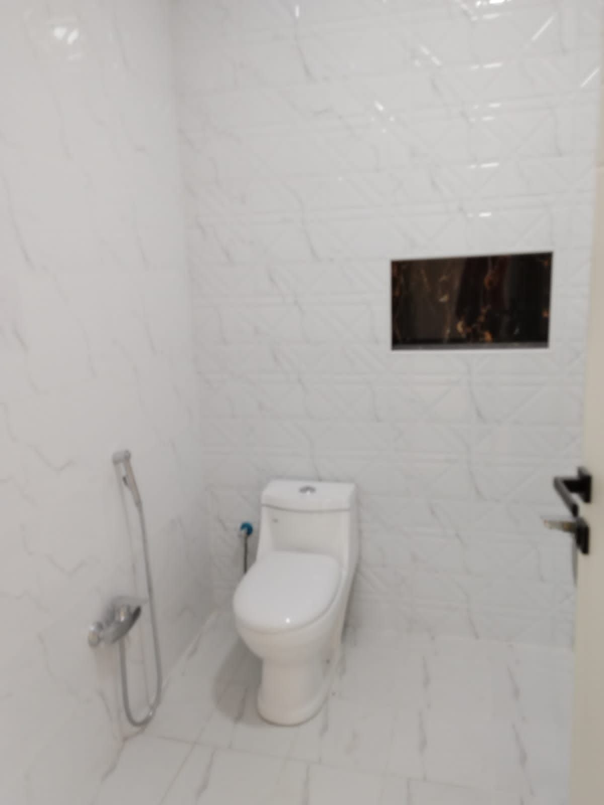 شقق عقارية فاخرة للإيجار