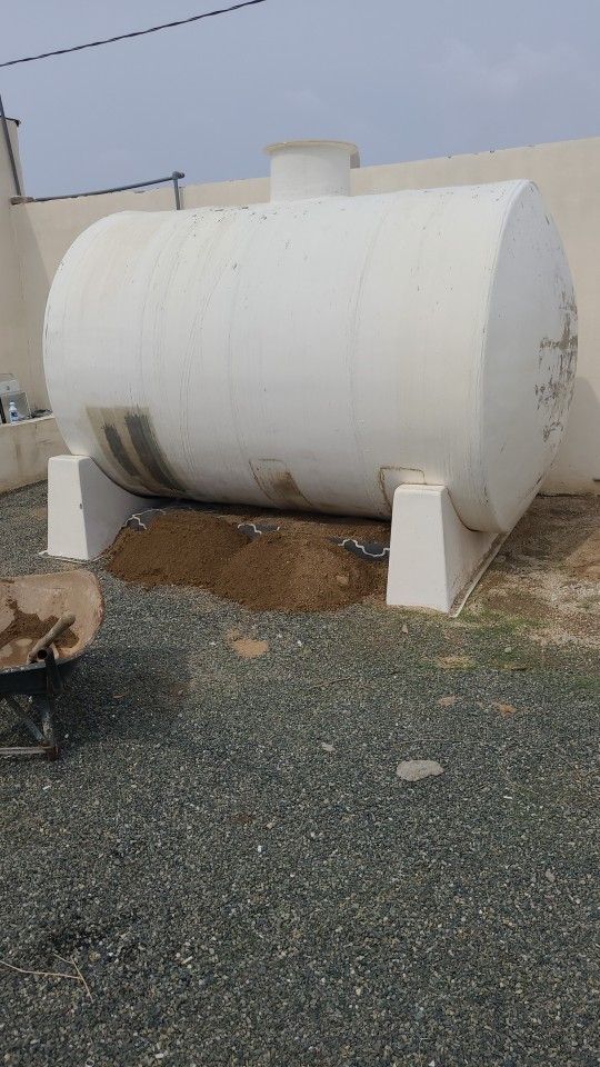 إصلاح ولحام خزانات المياه البلاستيك والفيبر جلاس