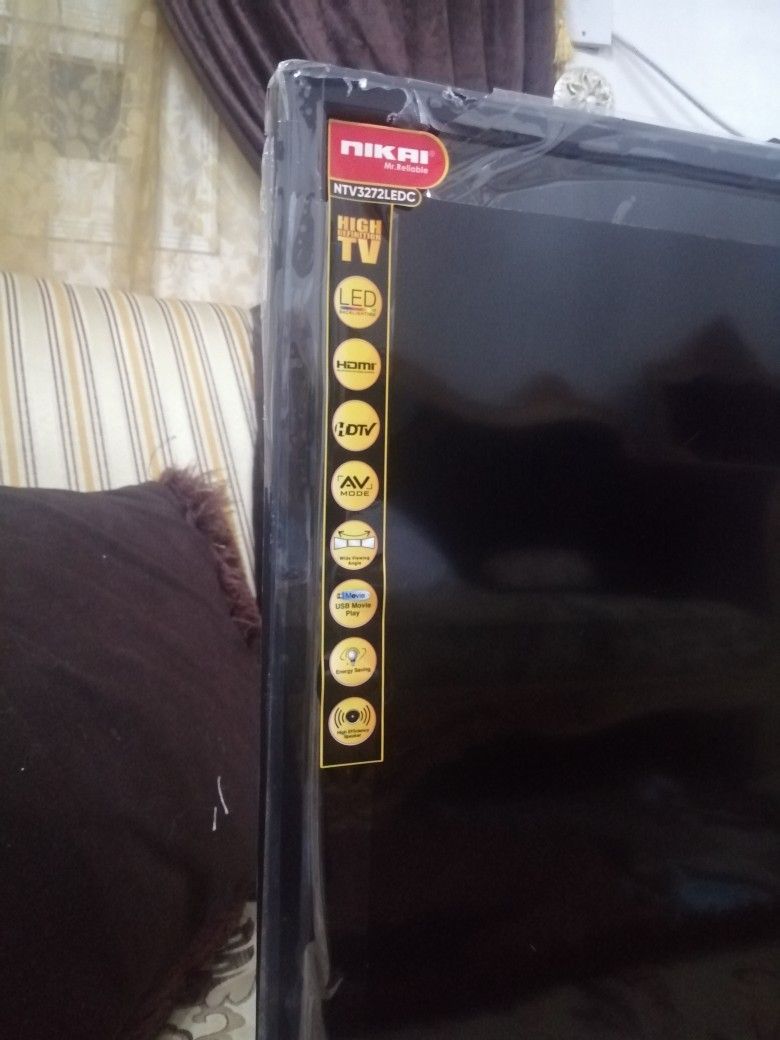 سوني 4 للبيع وتلفزيون بلازماء للبيع