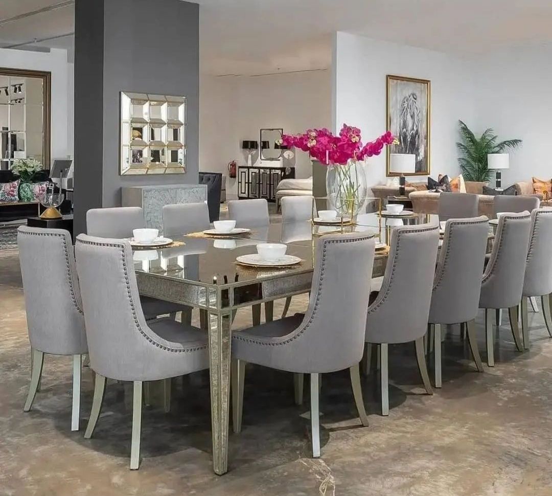 طاولات الطعام حسب الطلب