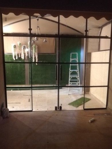 زجاج سيكوريت وجهات مكاتب حمامات شور