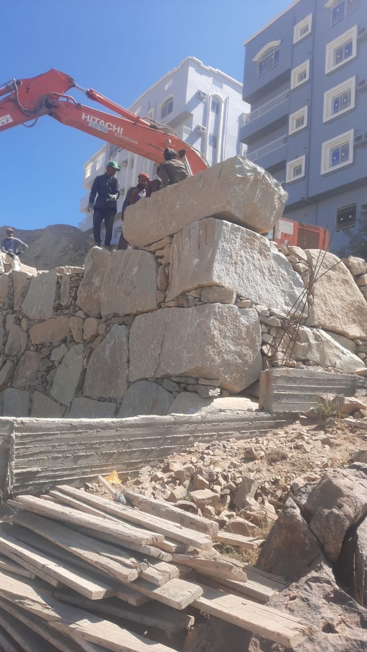 بناء جدران حجر كبير وصغير 0553829511