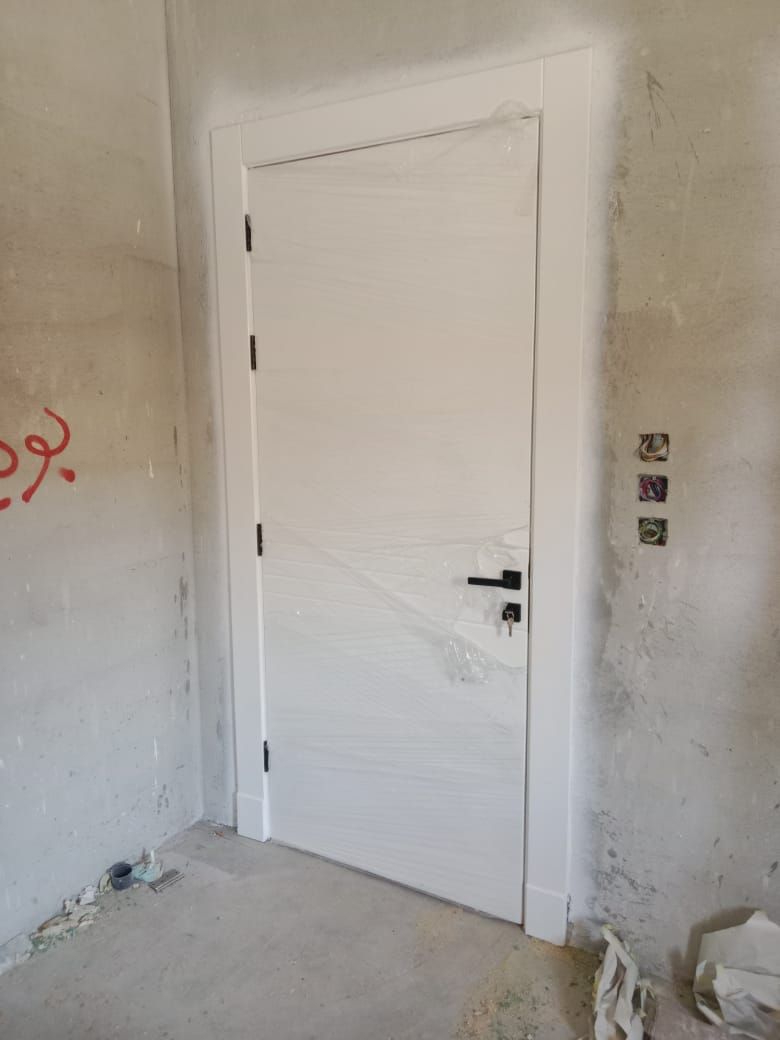 تصنيع وتركيب جميع انواع الأبواب الخشبية وجميع الديكورات بأسعار مميزه ومواصفات جديده