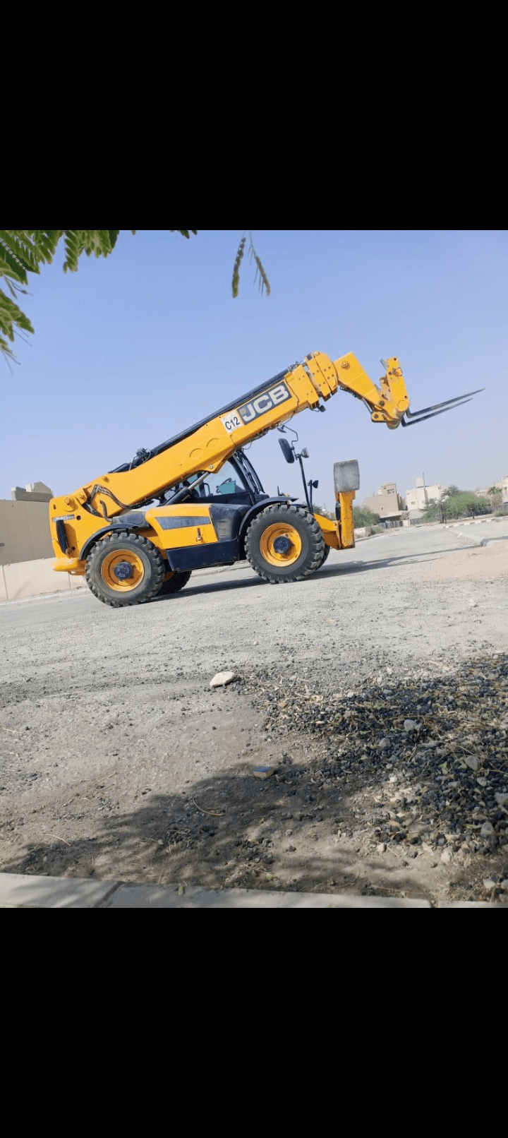 فوركلفت للإيجار بجميع انواعها وأحجامها