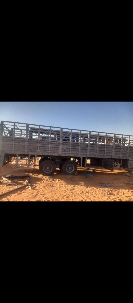 رش الرمل وازاله الصدا والبويه لجميع انواع المعدات