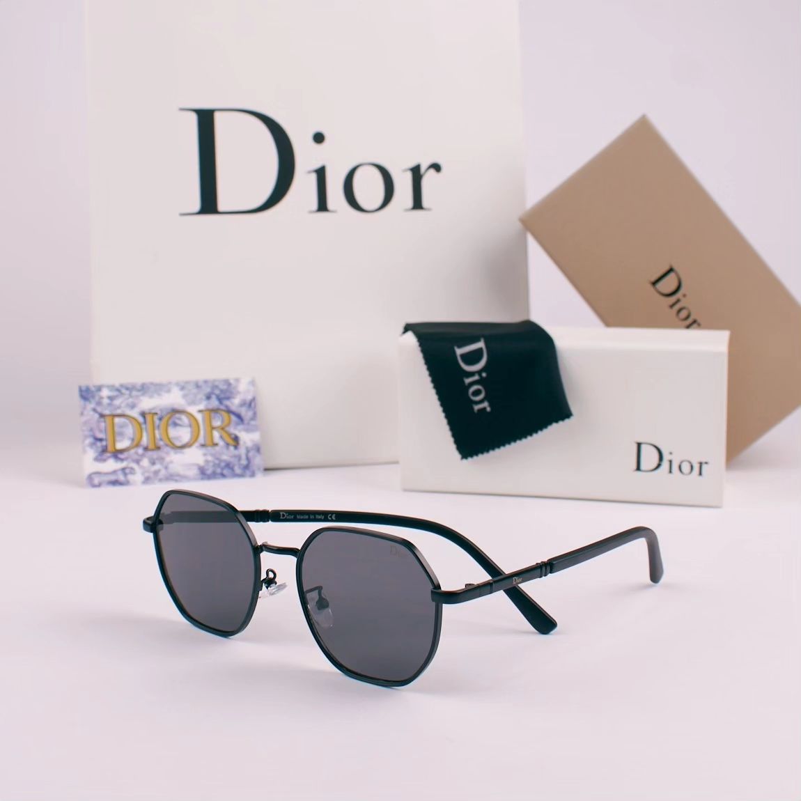 نظاره ديور شكل جديد