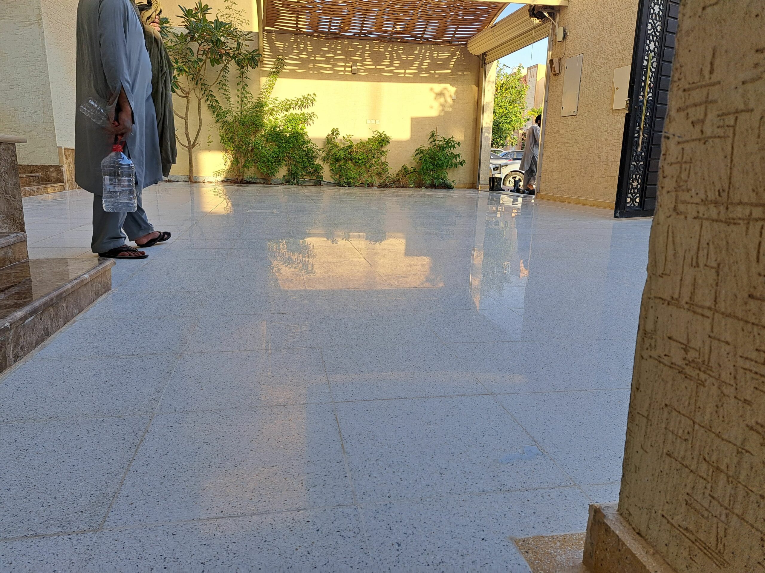 جلي بلاط تلميع رخام