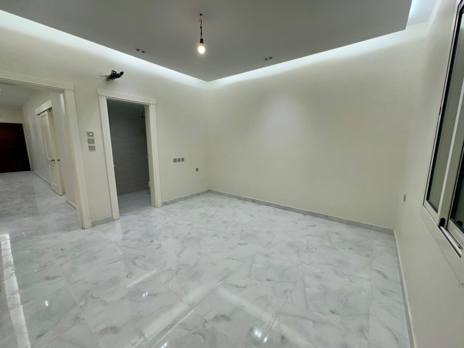 🔺مشروع R90🔺 ❇️ حي الصفا 4 🔺*ثــلاث شـقـق بالـدور ف