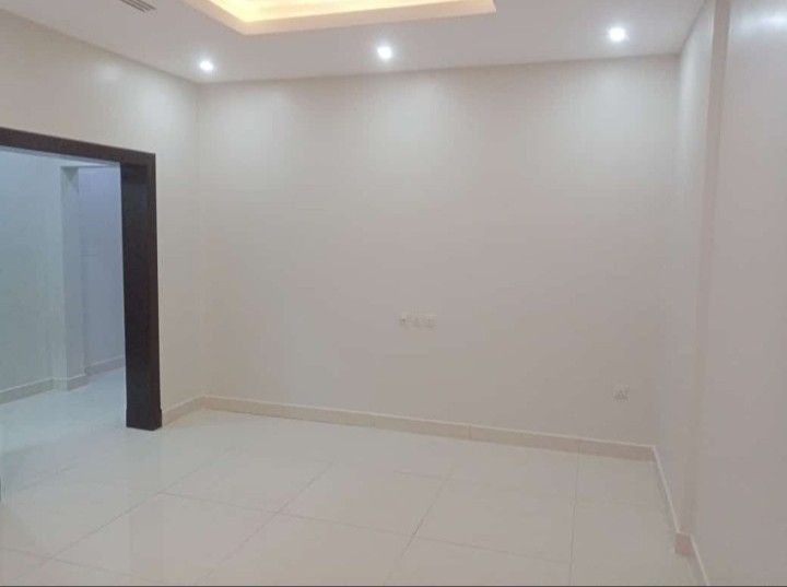 اصباغ وعوازل السطح الدمام