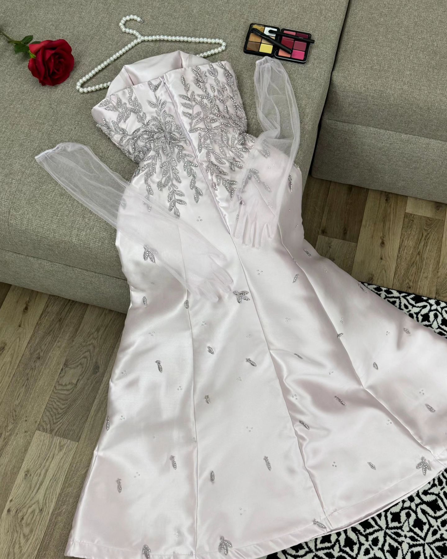 فستان الخامه ميكادو نوع القصه كلوش