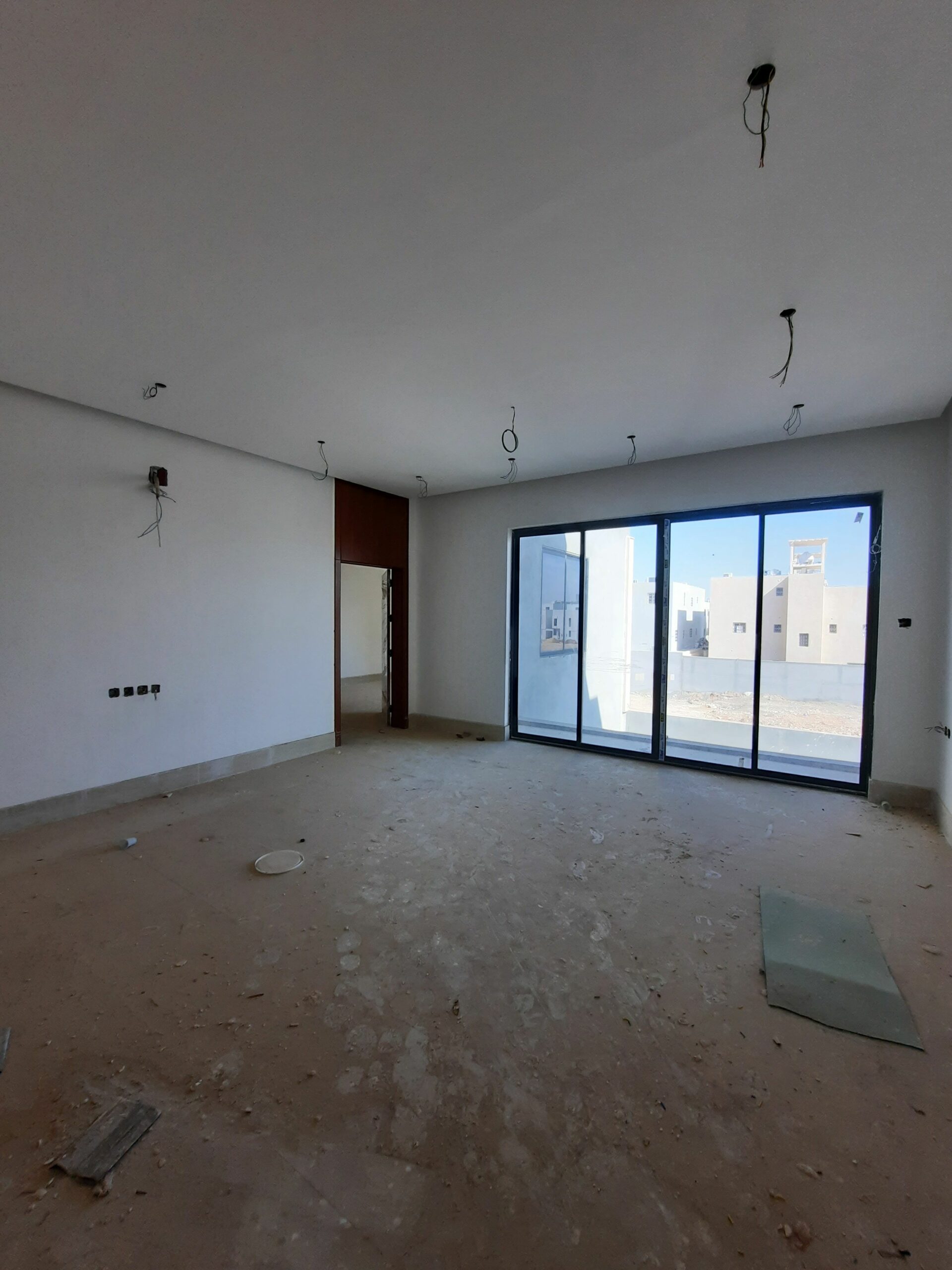 معلم دهانات وديكورات بالرياض