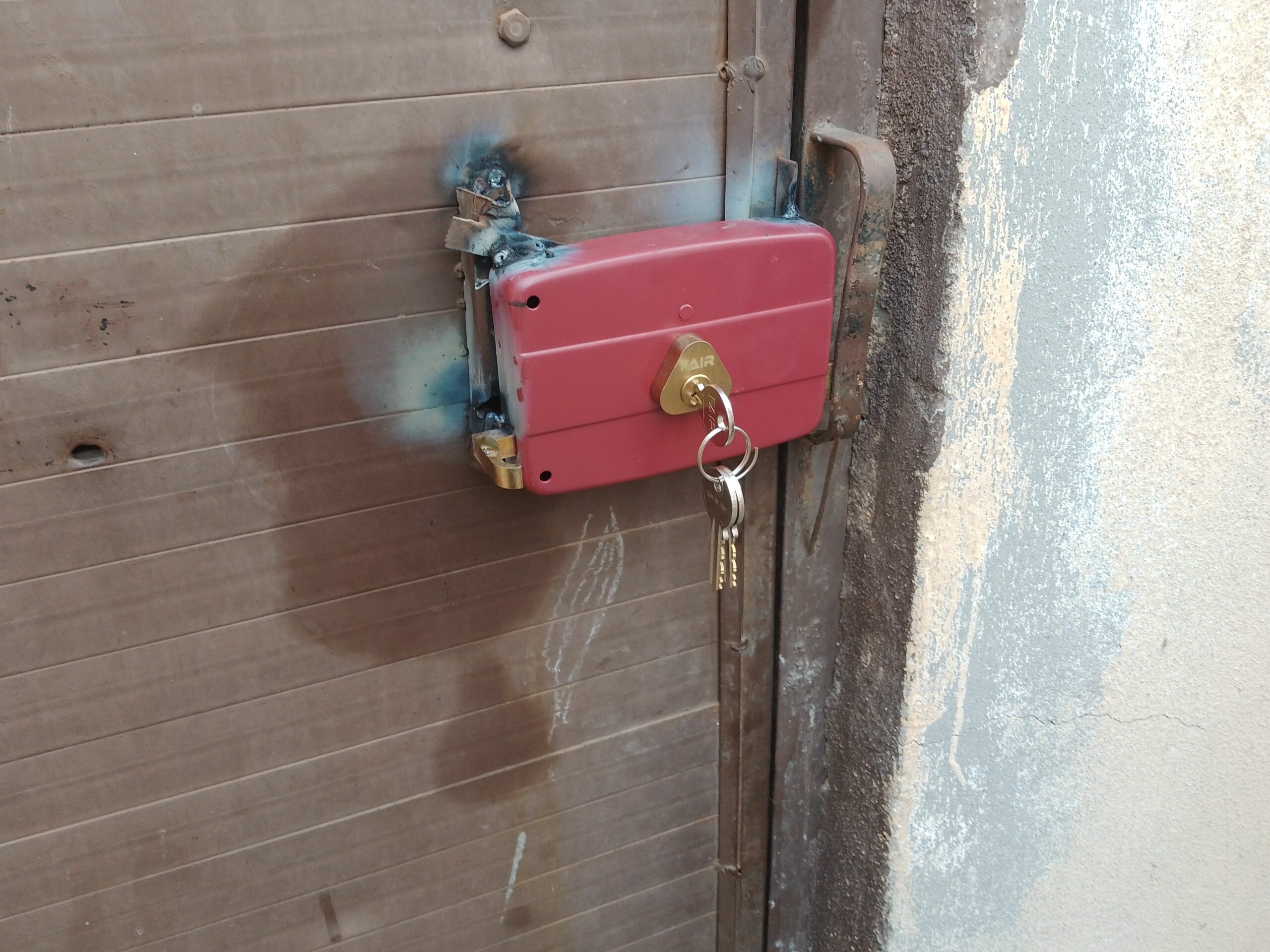 ورشه حداده ابواب شبابيك تركيب كوالين