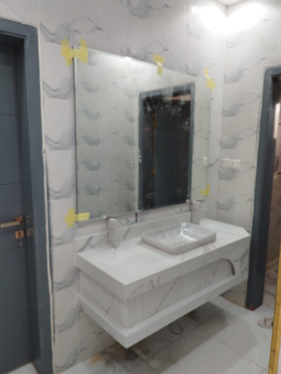 شركة ربوع الجزيره بيور ستون للرخام الصناعي والجران