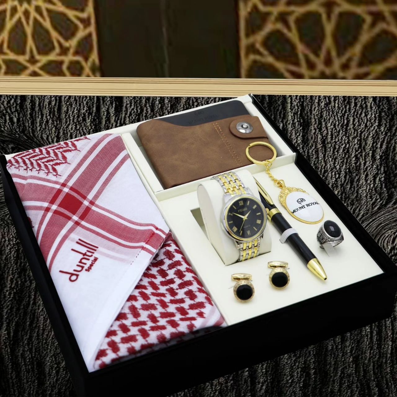 أطقم رجاليه من مونت رويال