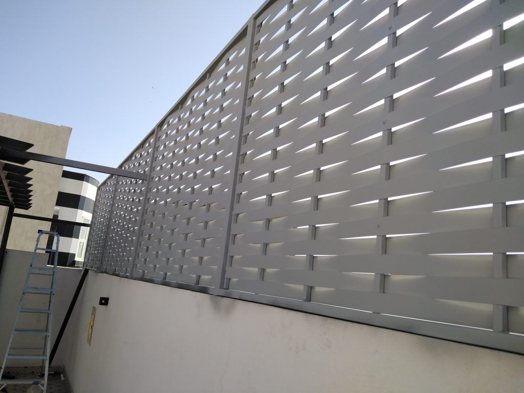 مظلات سواتر برجولات