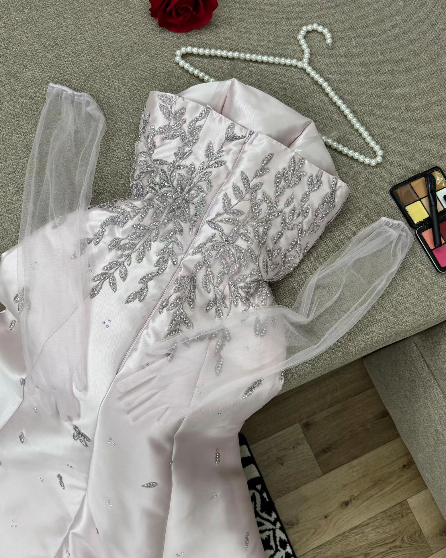 فستان الخامه ميكادو نوع القصه كلوش