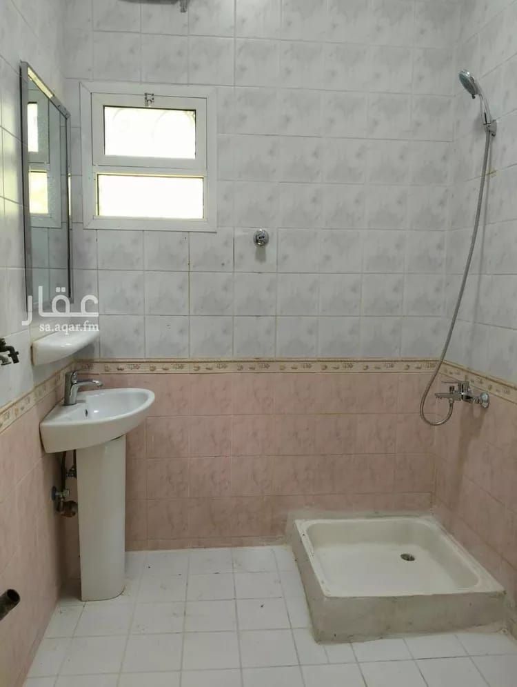 الرياض حي الحمراء