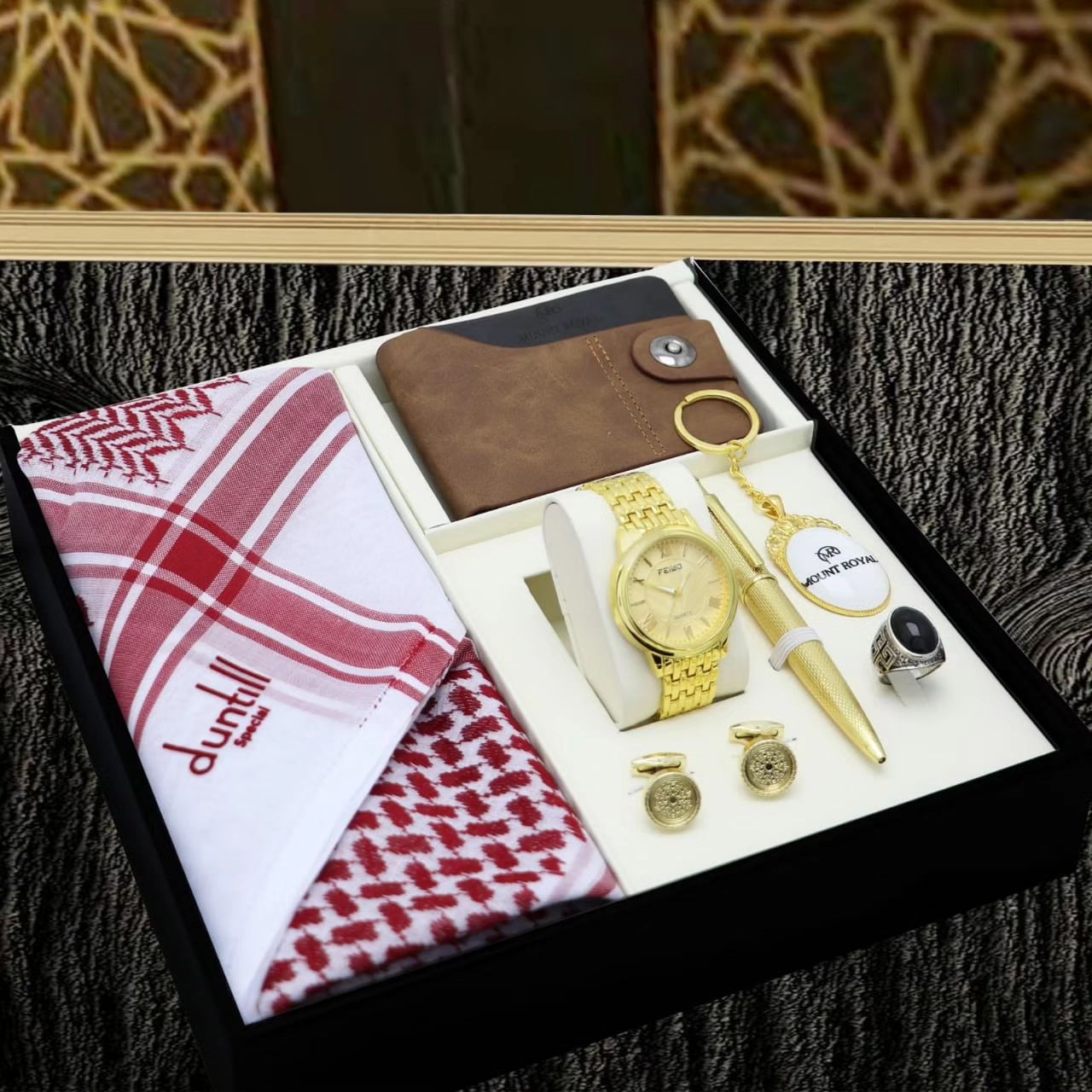 أطقم رجاليه من مونت رويال