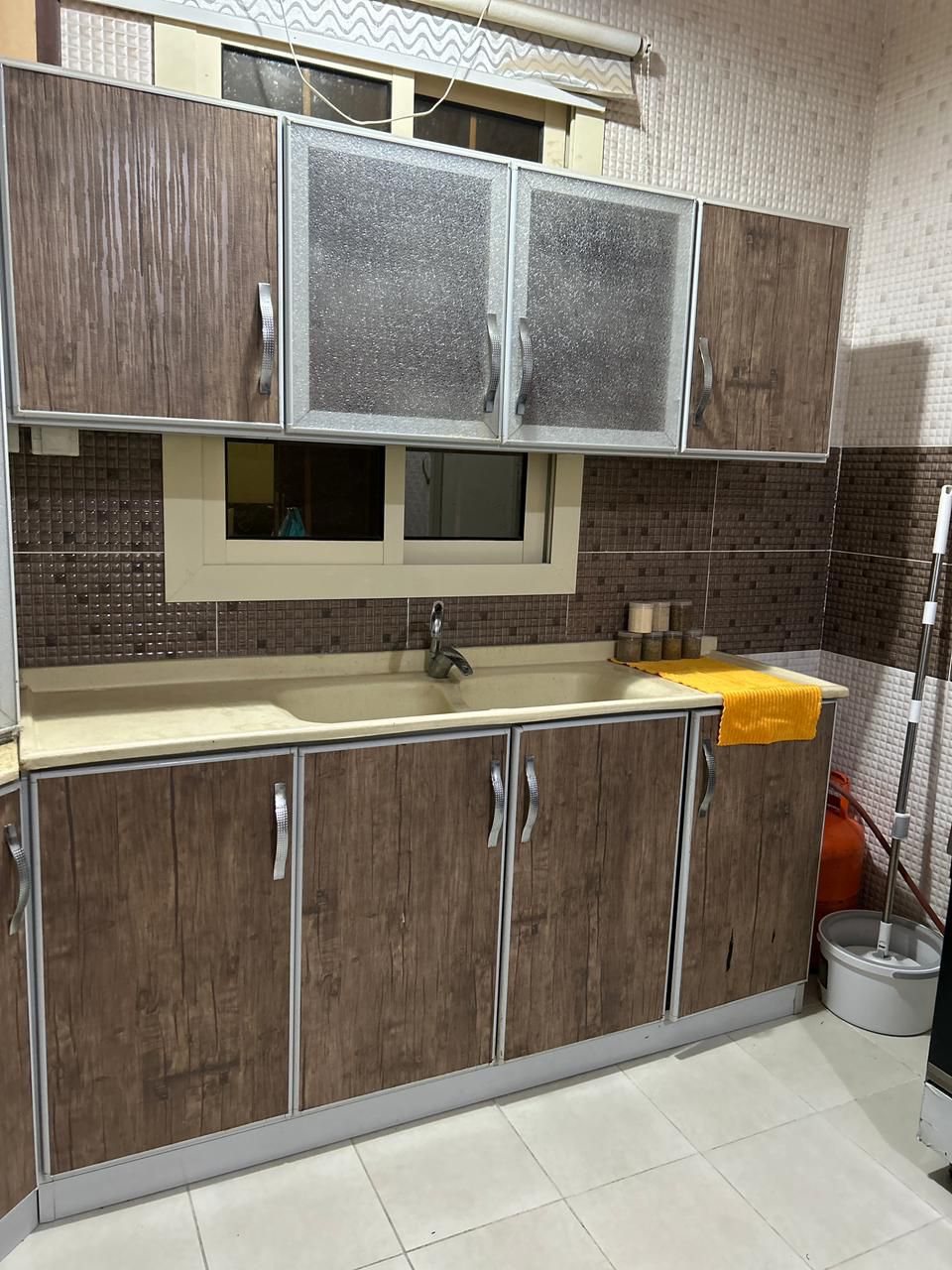 معلم تركيب مطابخ عمر منصور 0501483221