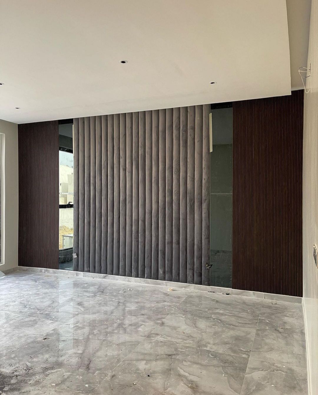 مقاول ترميم وديكورات داخليه ودهانات وورق جدران الر