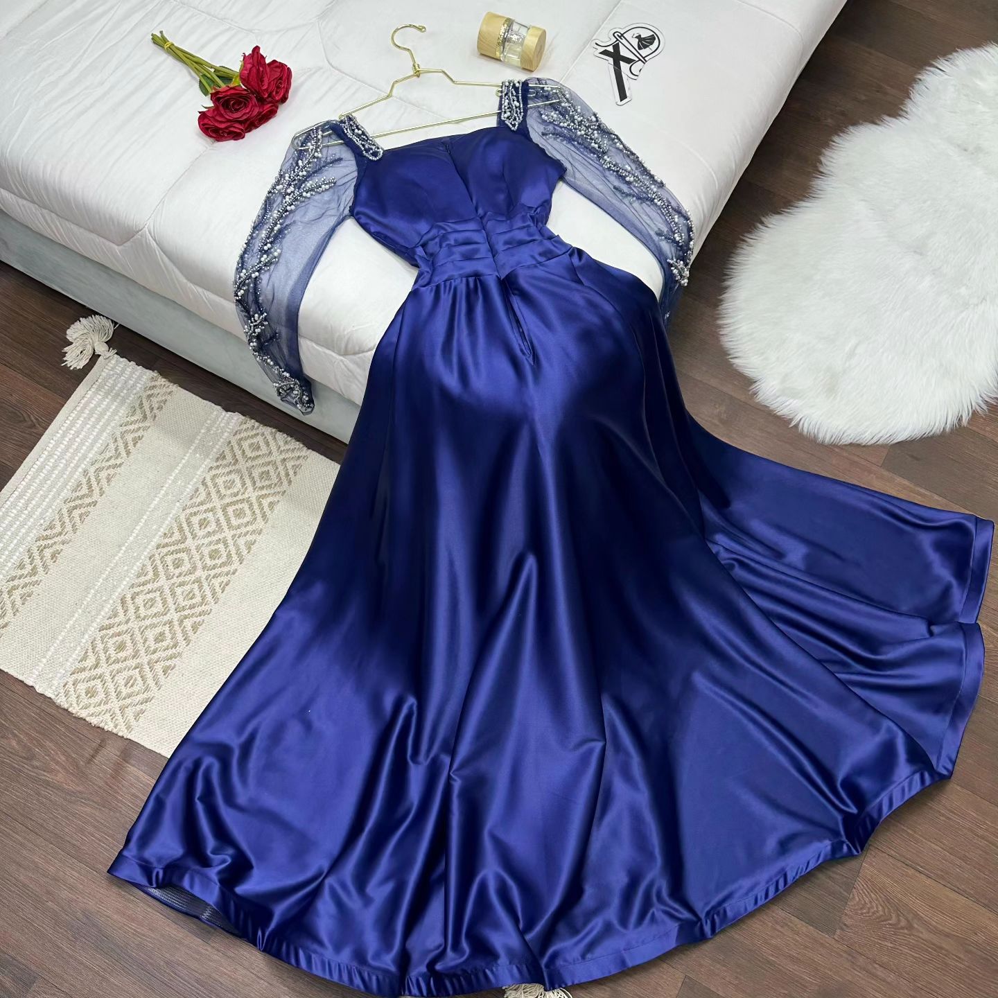 فستان سهرة قماش تفته