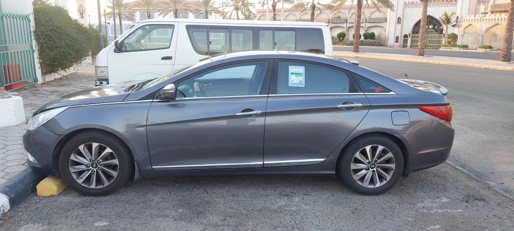 للبيع سوناتا