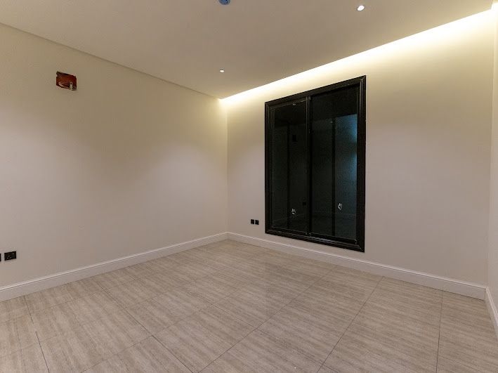 شقة فاخرة للايجار الرياض حي السليمانيه المساحه 170