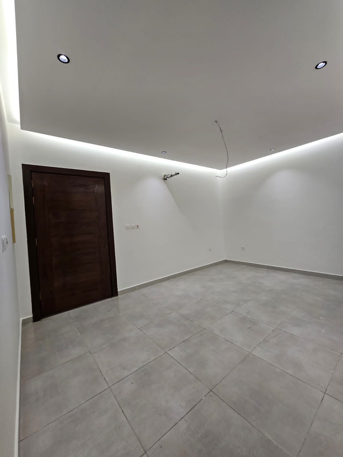 4غرف مساحة كبيرة حي الريان جده السعر 409