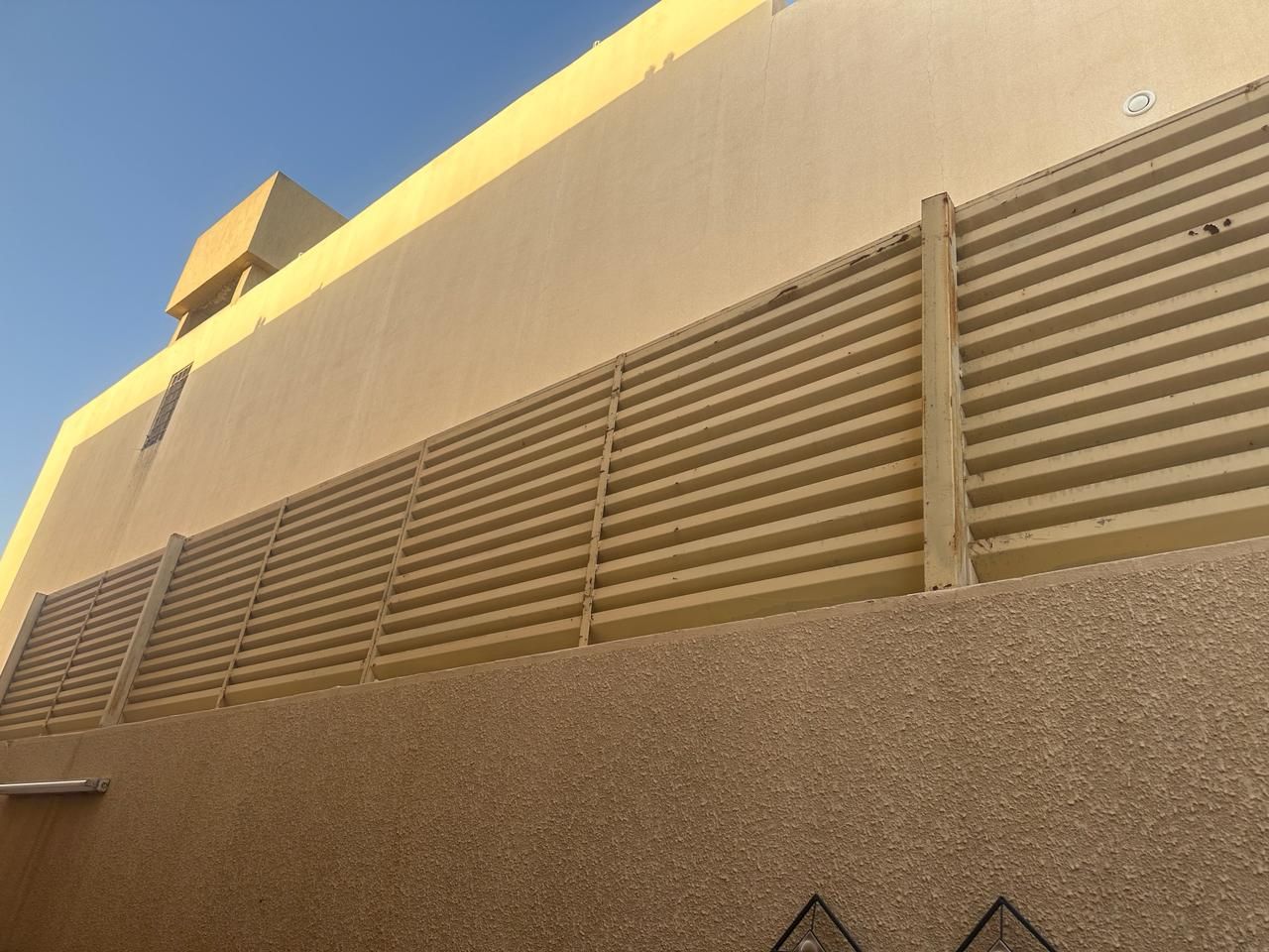 مضلات وسواتر أعمال شينكو تسوير