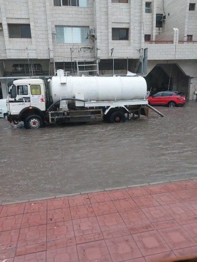 صرف صحي وتسليك مجاري سحب ماء المسبح والمياه الجوفي