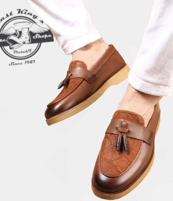 جزمة رجالي جلد طبيعي بقري وتمساح حسب الطلب للجملة