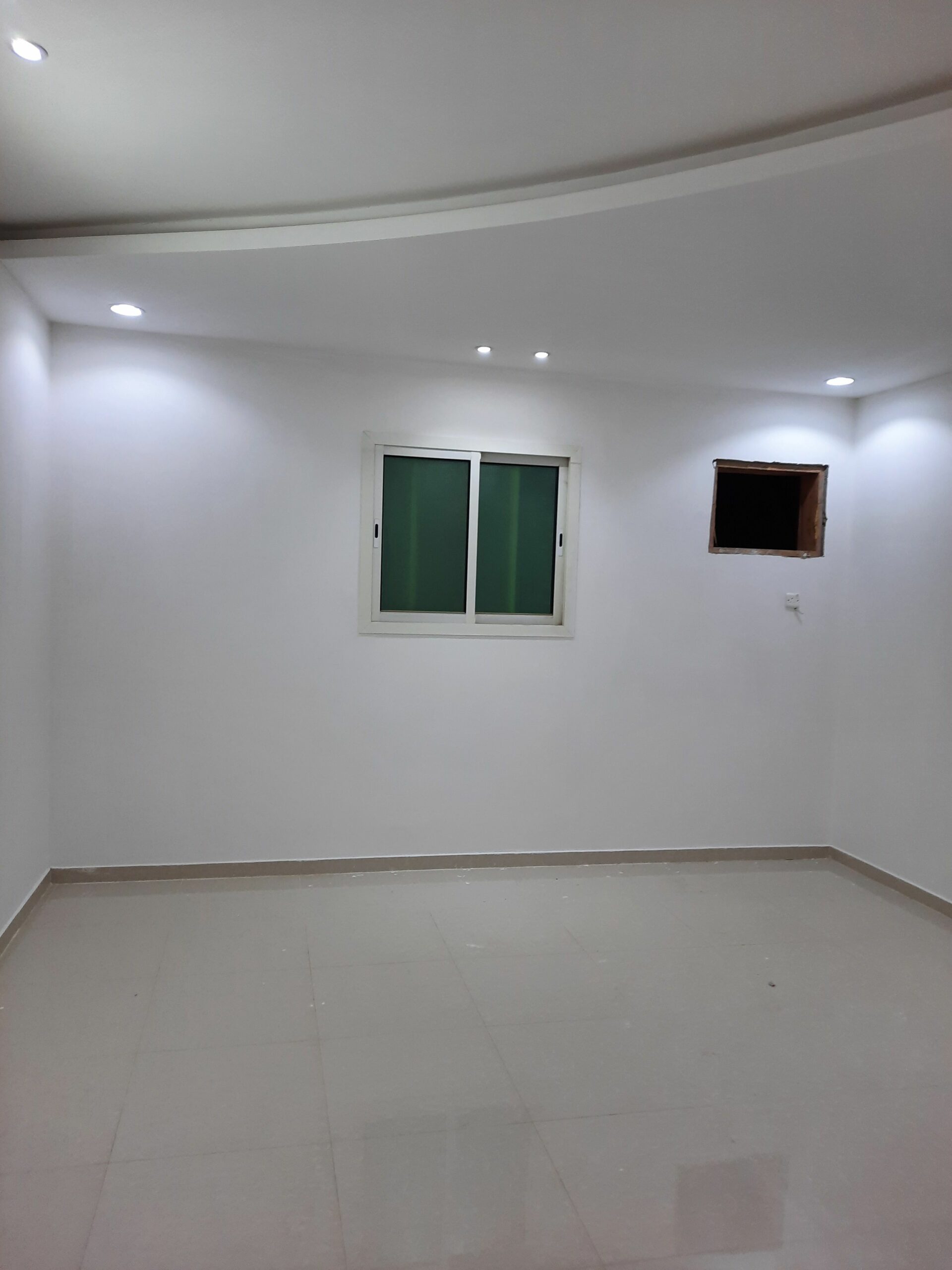 معلم بويات بالرياض