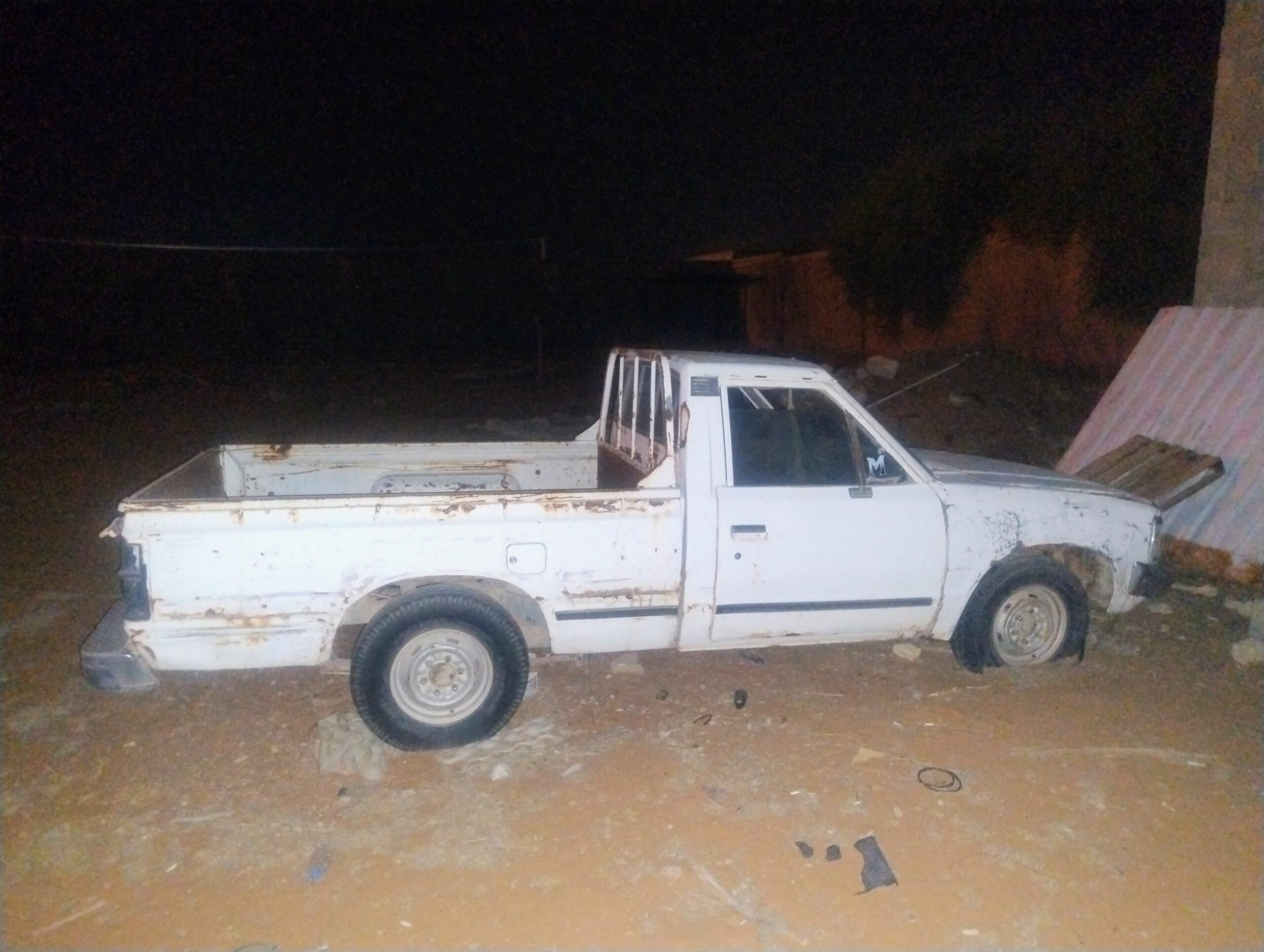 ددسن 83 دايهاتسو84