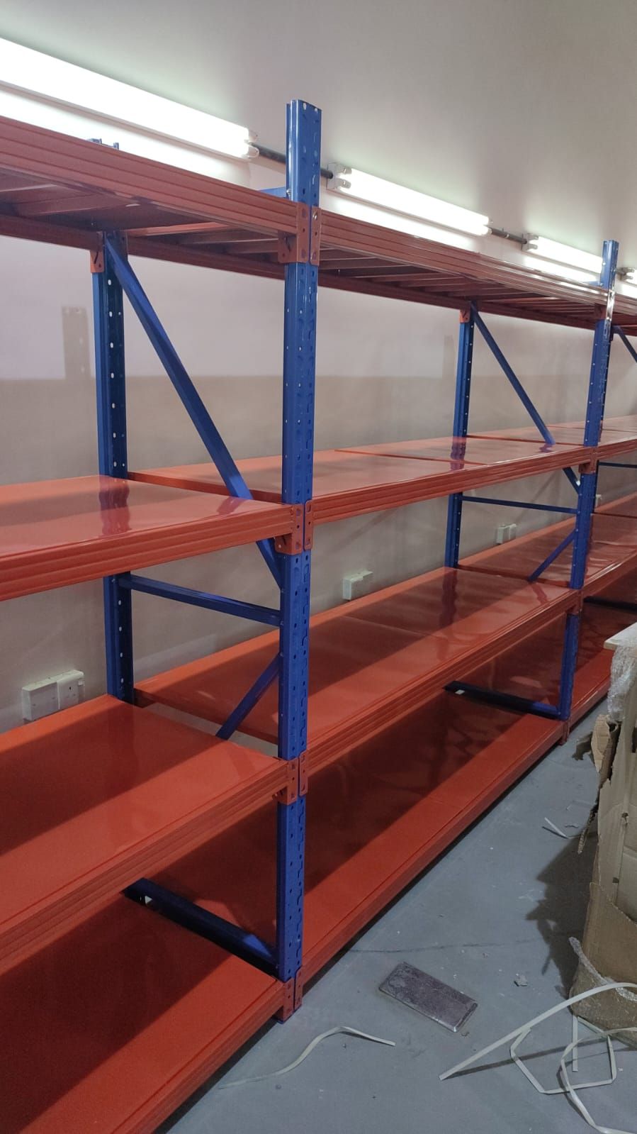 رفوف مستودعات تخزين وسوبر ماركت ومستودعات منزليه