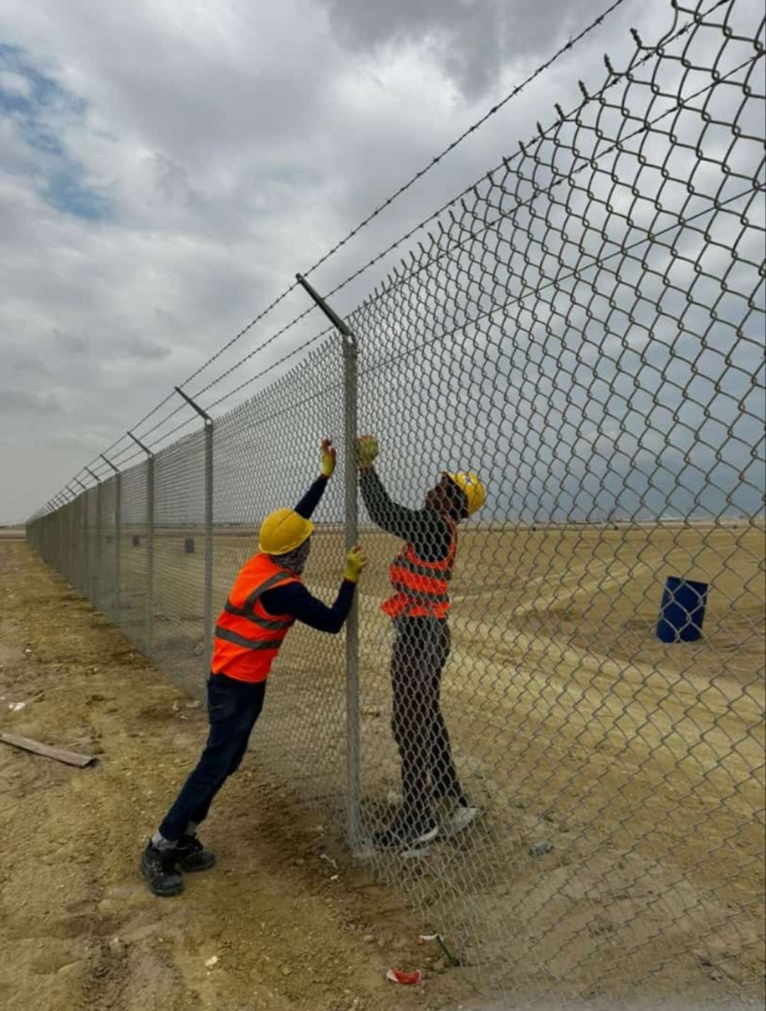 سياجات امنيه شبوك