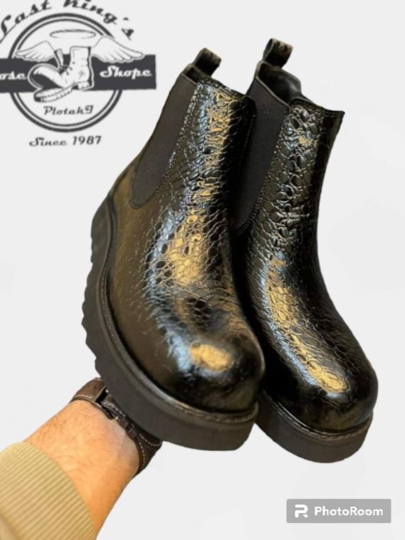 جزمة رجالي جلد طبيعي بقري وتمساح حسب الطلب للجملة