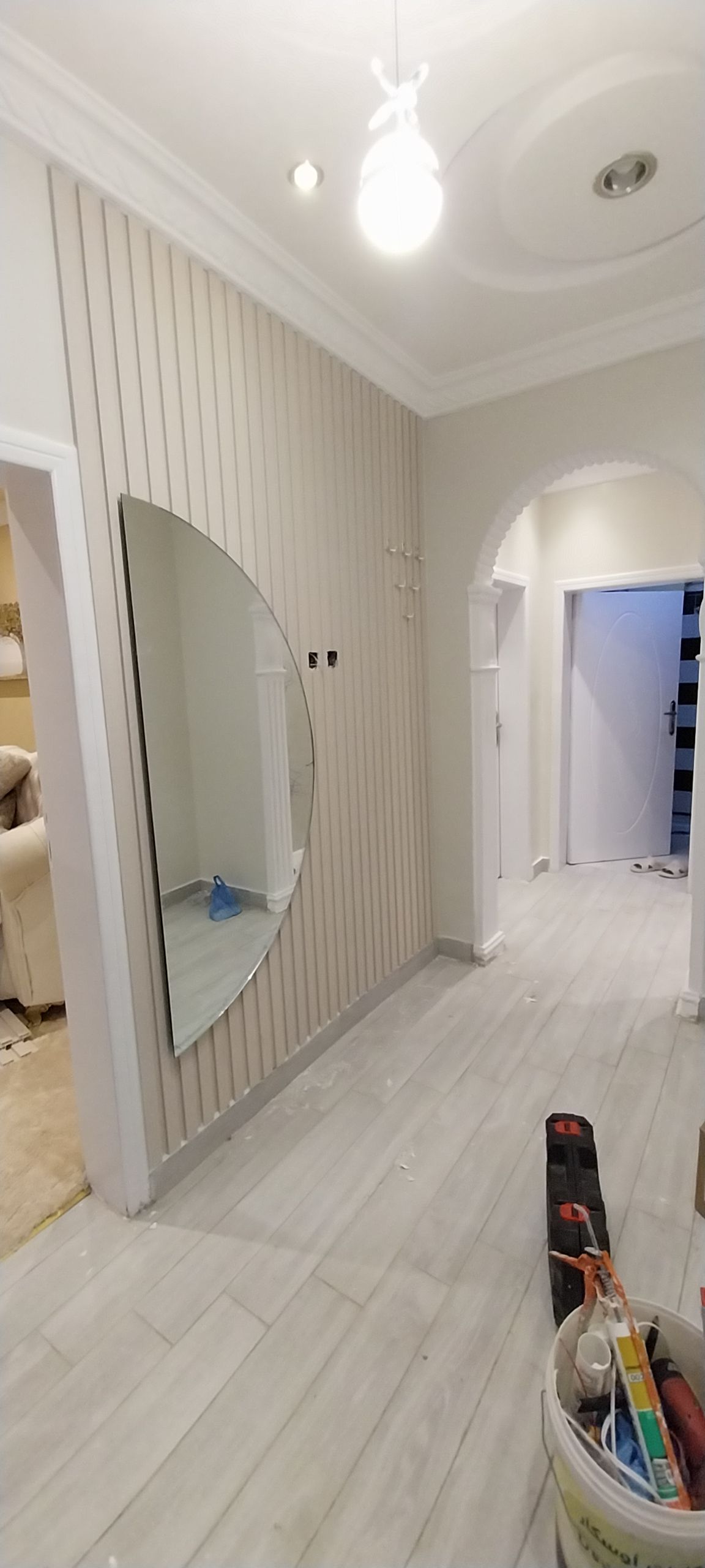 معلم دهانات وديكورات