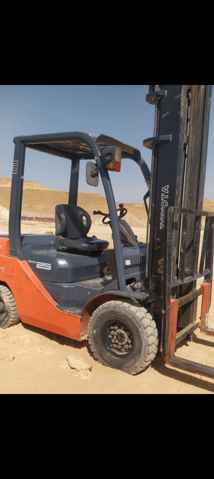 فوركلفت رافعات شوكيه للإيجار جميع انواعها واحجامها