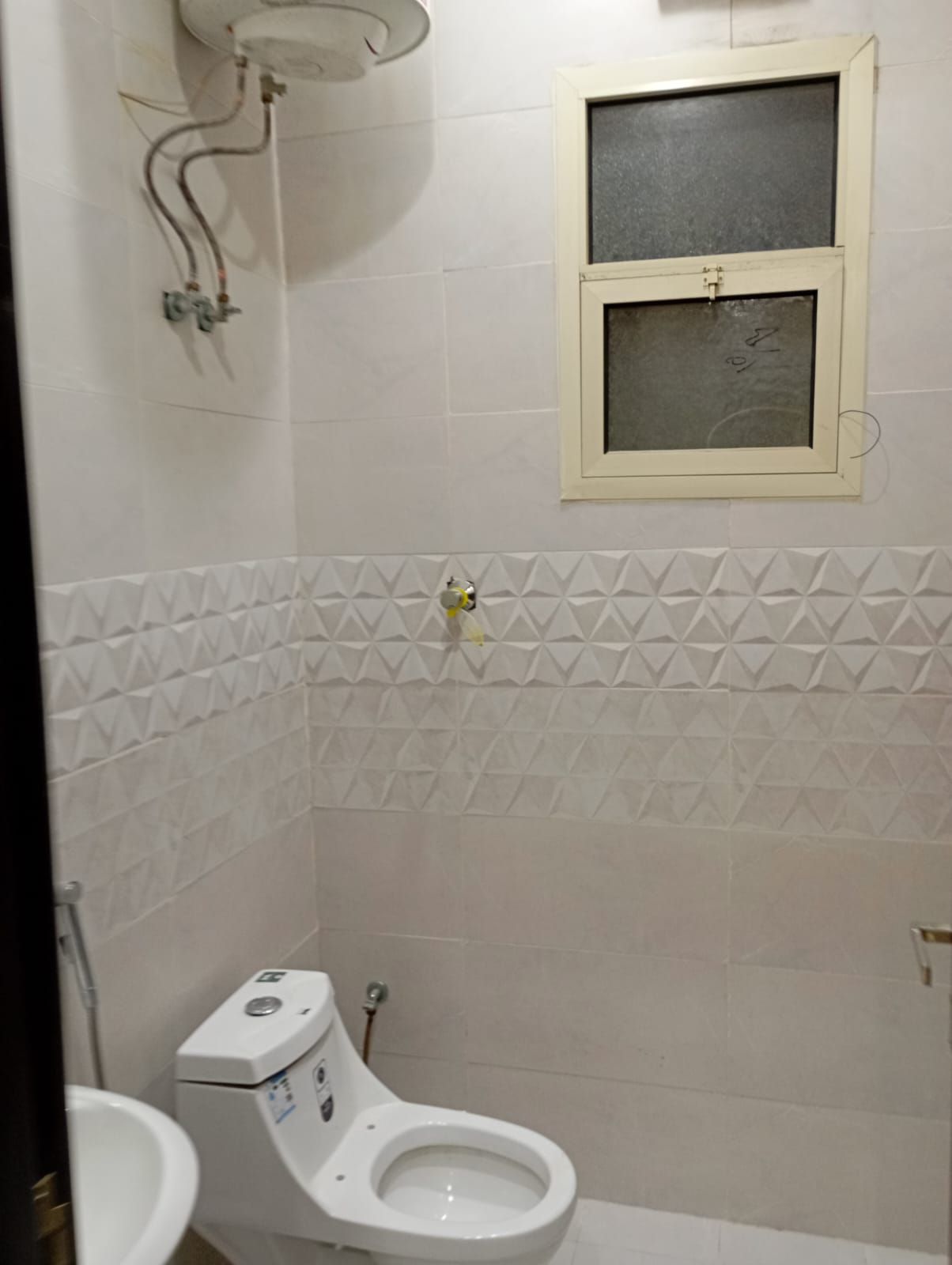 السلام عليكم شقه للايجار في الرياض حي ظهرت لبن تكو