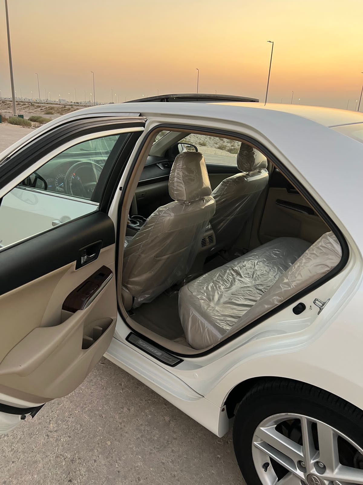 سياره كامري فاخره 2014