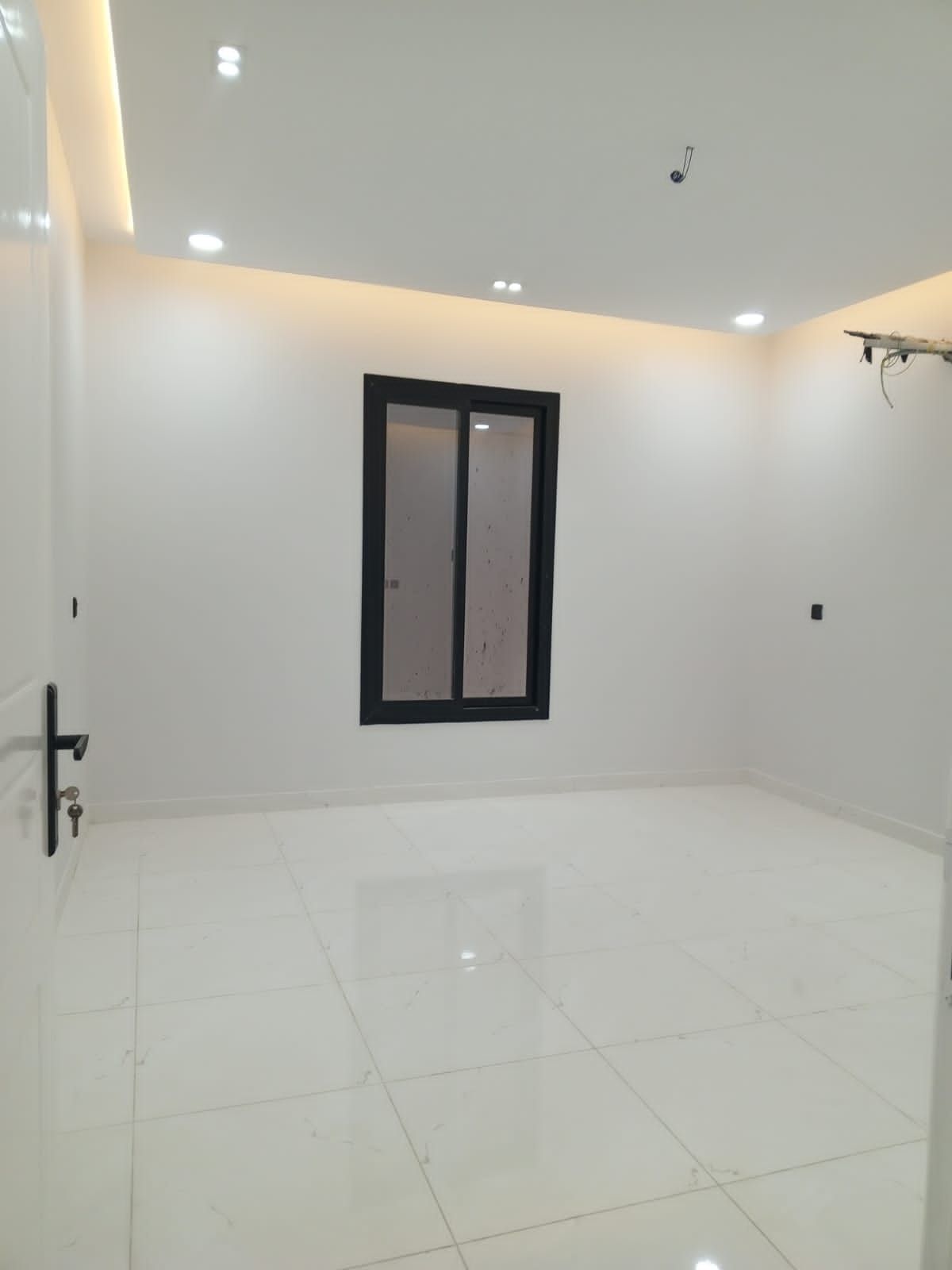 *شقة فاخرة للايجار* 180م*الرياض حي الملك فيصل