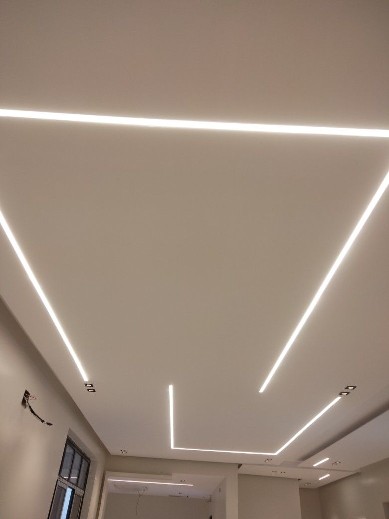 سباك وكهربائي