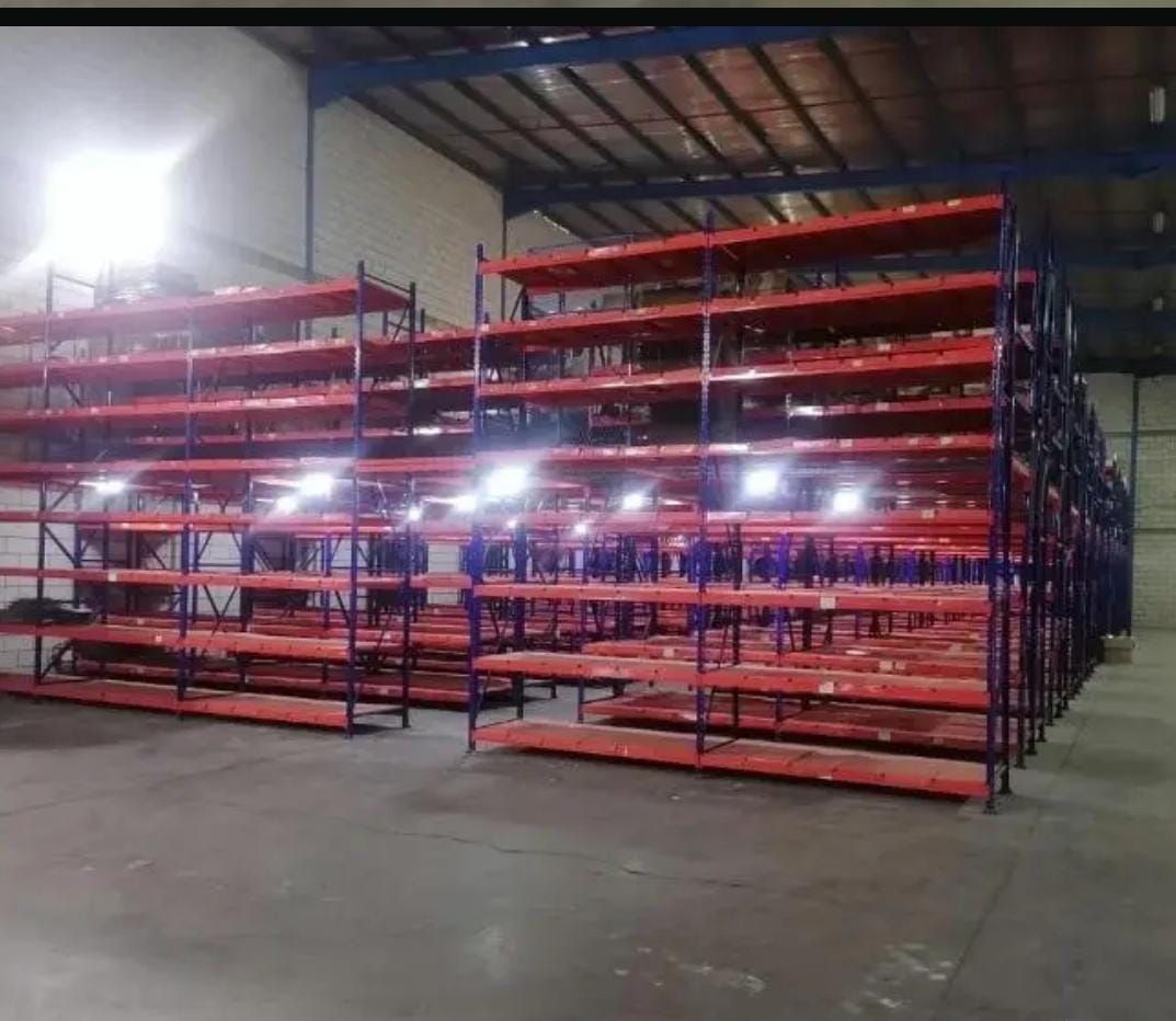 بيع وشراء جميع انواع الرفوف